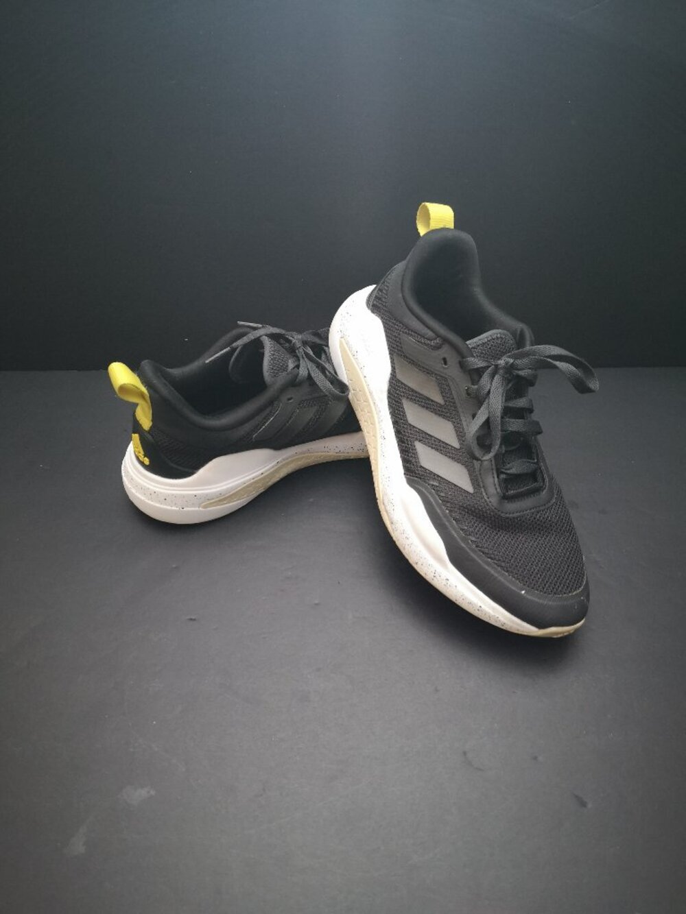 Adidas Bounce Trainer V Men's Size 8 Carbon Iron Lightweight Training Shoes